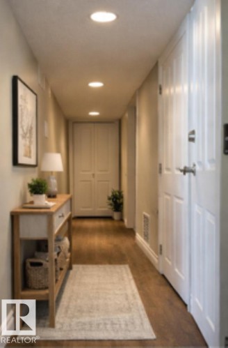 10837 65 Avenue, Edmonton, AB - Indoor Photo Showing Other Room