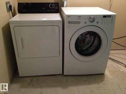 10837 65 Avenue, Edmonton, AB - Indoor Photo Showing Laundry Room