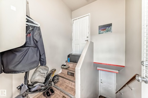 10837 65 Avenue, Edmonton, AB - Indoor