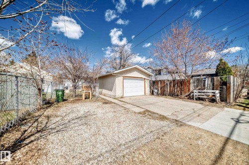10837 65 Avenue, Edmonton, AB - Outdoor