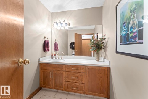 223 Birch Avenue, Cold Lake, AB - Indoor Photo Showing Bathroom