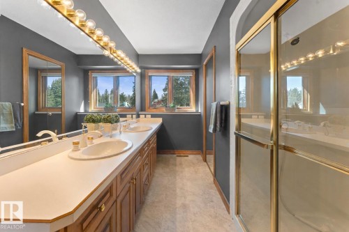 223 Birch Avenue, Cold Lake, AB - Indoor Photo Showing Bathroom
