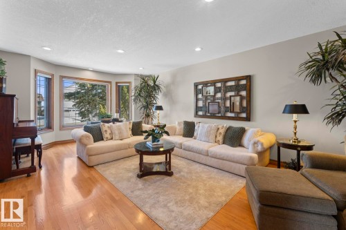 223 Birch Avenue, Cold Lake, AB - Indoor Photo Showing Living Room