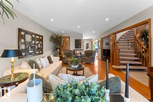 223 Birch Avenue, Cold Lake, AB - Indoor Photo Showing Living Room
