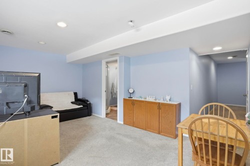 11520 11 Avenue, Edmonton, AB - Indoor