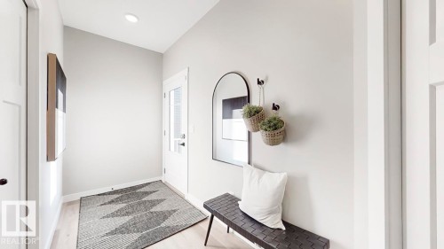 20707 40 Avenue, Edmonton, AB - Indoor Photo Showing Other Room