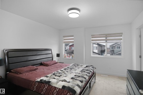 7216 182 Avenue, Edmonton, AB - Indoor Photo Showing Bedroom