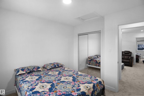 7216 182 Avenue, Edmonton, AB - Indoor Photo Showing Bedroom