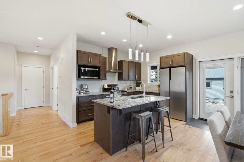 8704 75 Avenue, Edmonton, AB - Indoor Photo Showing Kitchen With Upgraded Kitchen