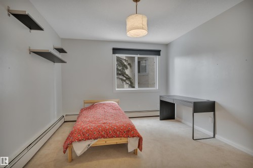 204 8125 110 Street, Edmonton, AB - Indoor Photo Showing Bedroom
