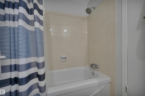 204 8125 110 Street, Edmonton, AB - Indoor Photo Showing Bathroom
