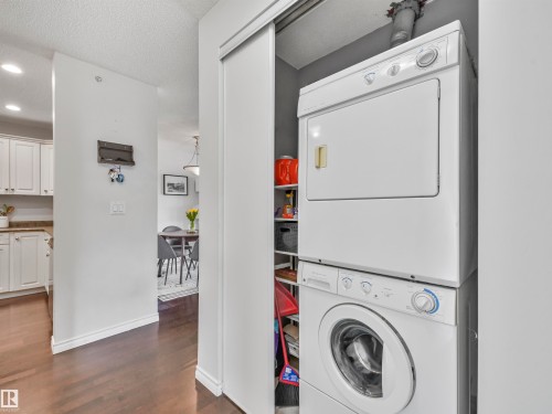 401 12110 106 Avenue, Edmonton, AB - Indoor Photo Showing Laundry Room
