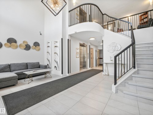 401 12110 106 Avenue, Edmonton, AB - Indoor Photo Showing Other Room