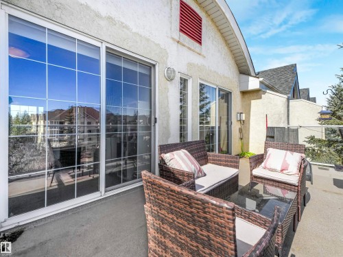 401 12110 106 Avenue, Edmonton, AB - Outdoor