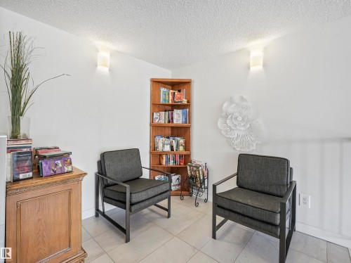 401 12110 106 Avenue, Edmonton, AB - Indoor