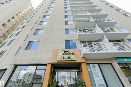 1204 12121 Jasper Avenue, Edmonton, AB - Outdoor