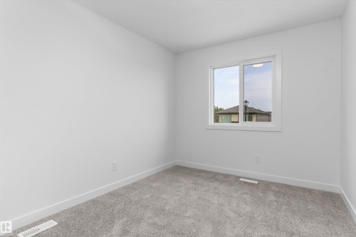 5005 Cawsey Link Sw, Edmonton, AB - Indoor Photo Showing Other Room