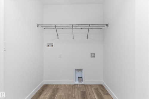 5005 Cawsey Link Sw, Edmonton, AB - Indoor With Storage