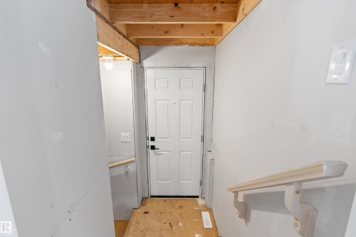 5005 Cawsey Link Sw, Edmonton, AB - Indoor Photo Showing Other Room