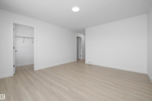 5011 Cawsey Link Sw, Edmonton, AB - Indoor Photo Showing Other Room