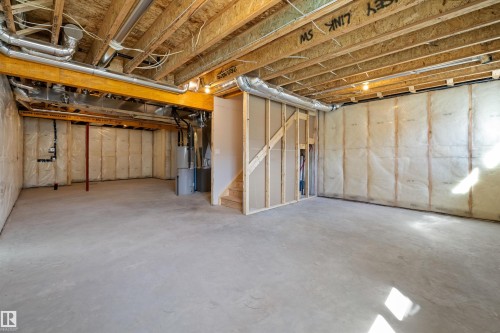 5011 Cawsey Link Sw, Edmonton, AB - Indoor Photo Showing Basement