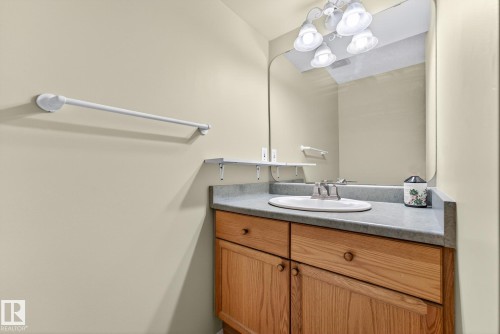 88 Birchmont Drive, Leduc, AB - Indoor Photo Showing Bathroom