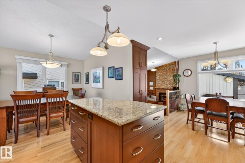 11715 28 Avenue, Edmonton, AB - Indoor Photo Showing Other Room