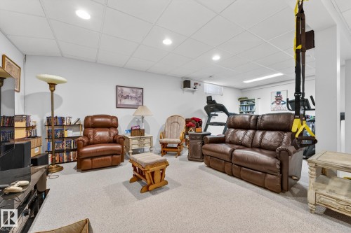 11715 28 Avenue, Edmonton, AB - Indoor