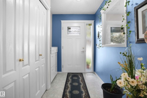 2715 44A Avenue, Edmonton, AB - Indoor Photo Showing Other Room