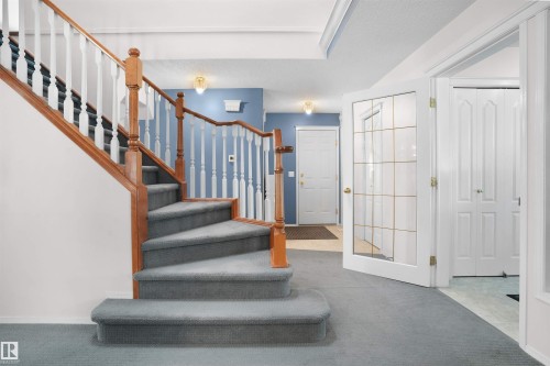 2715 44A Avenue, Edmonton, AB - Indoor Photo Showing Other Room