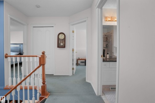 2715 44A Avenue, Edmonton, AB - Indoor Photo Showing Other Room