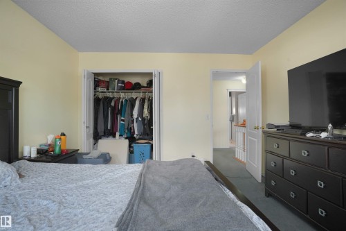 2715 44A Avenue, Edmonton, AB - Indoor Photo Showing Bedroom