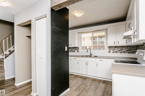 8109 132A Avenue, Edmonton, AB 