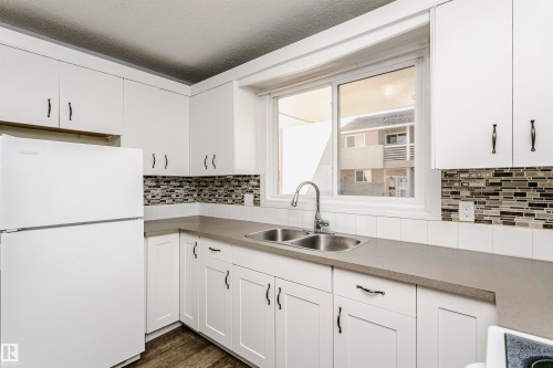 8109 132A Avenue, Edmonton, AB 