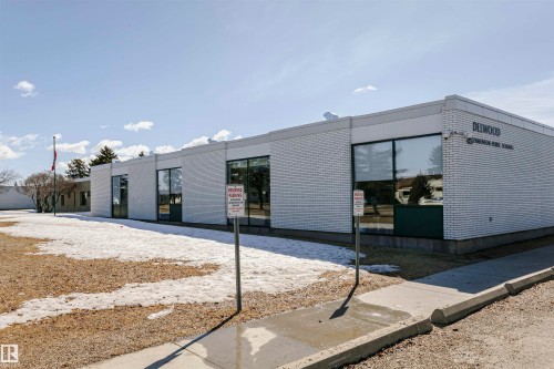 8109 132A Avenue, Edmonton, AB 