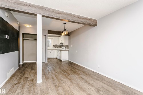 8109 132A Avenue, Edmonton, AB 