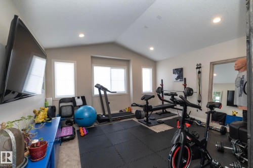 5315 17 Avenue, Edmonton, AB - Indoor Photo Showing Gym Room