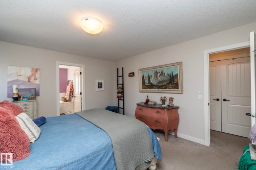 5315 17 Avenue, Edmonton, AB - Indoor Photo Showing Bedroom