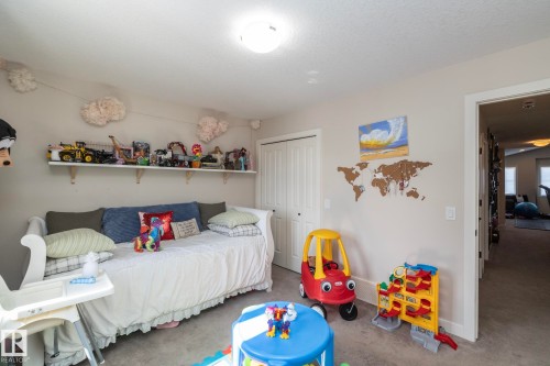 5315 17 Avenue, Edmonton, AB - Indoor Photo Showing Bedroom