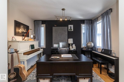 5315 17 Avenue, Edmonton, AB - Indoor