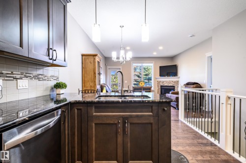 2 7115 Armour Link Link, Edmonton, AB - Indoor Photo Showing Kitchen With Double Sink With Upgraded Kitchen