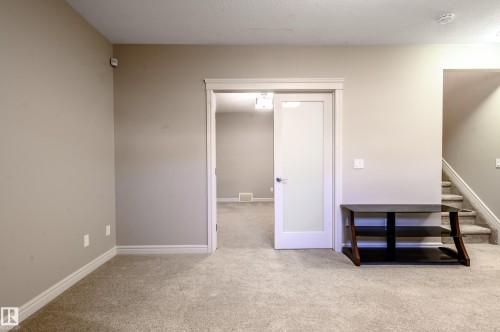 2 7115 Armour Link Link, Edmonton, AB - Indoor Photo Showing Other Room
