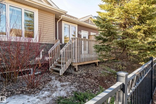 2 7115 Armour Link Link, Edmonton, AB - Outdoor