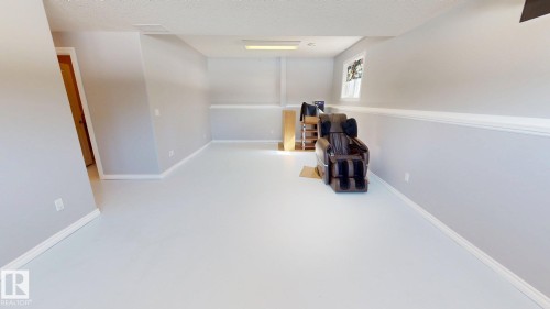 8001 First Street, Fort Saskatchewan, AB - Indoor Photo Showing Other Room