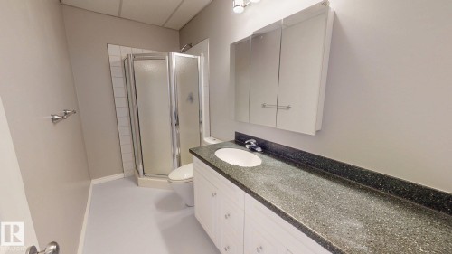 8001 First Street, Fort Saskatchewan, AB - Indoor Photo Showing Bathroom