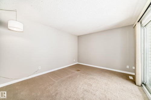 6 Woodvale Village, Edmonton, AB - Indoor Photo Showing Other Room