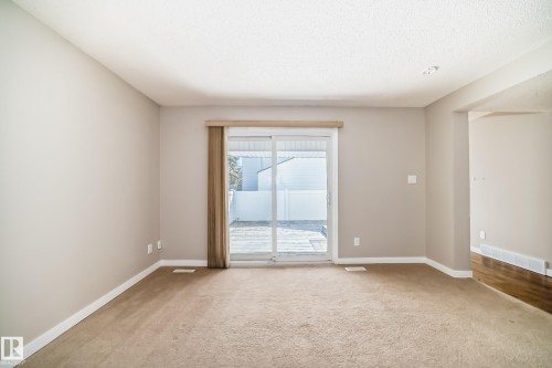 6 Woodvale Village, Edmonton, AB - Indoor Photo Showing Other Room
