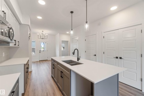 20635 43 Avenue, Edmonton, AB - Indoor Photo Showing Kitchen With Double Sink With Upgraded Kitchen