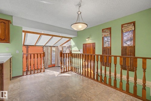6223 139 Avenue, Edmonton, AB - Indoor Photo Showing Other Room