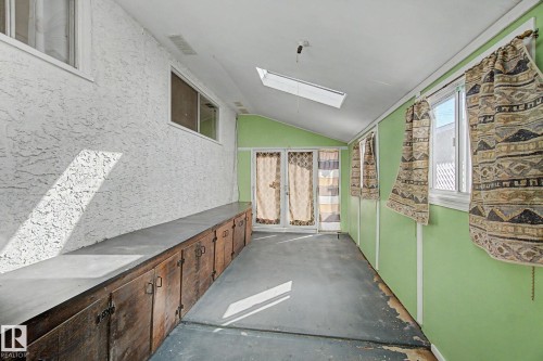 6223 139 Avenue, Edmonton, AB -  Photo Showing Other Room